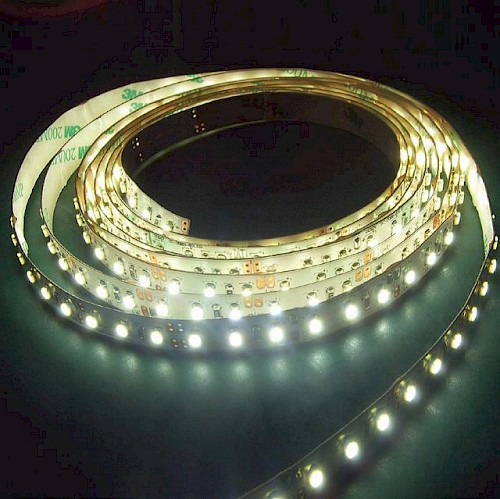 LED Strip, LED Strip Tape Super Bright IP65 Dimmable 1-50m 152 LEDs Per  Meter